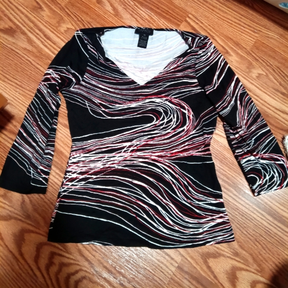 The Limited Stretch Women's Red White Black Shirt XS Good condition Hardly Worn